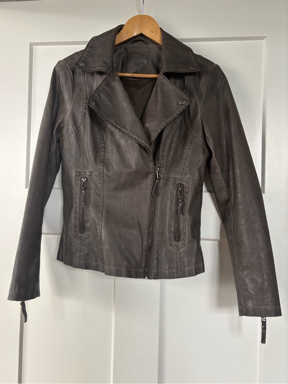 Max Studio Women's Dark Brown Leather Moto Jacket Size Small‎